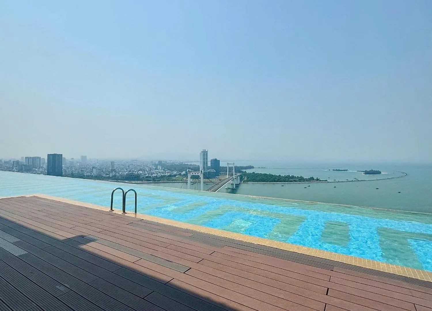 Golden Bay Da Nang Condotel Apartment